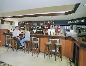 Montecarlo 3* יורט דה מאר